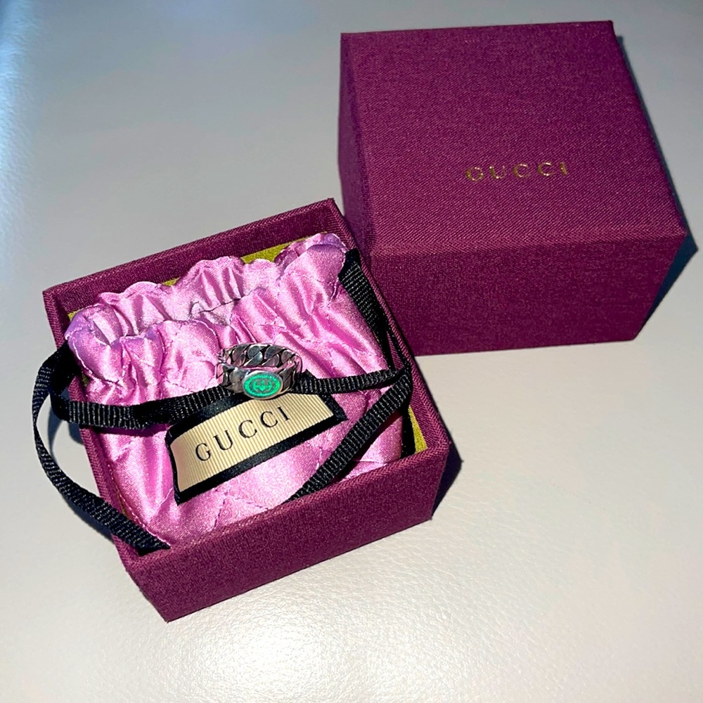 Gucci ring